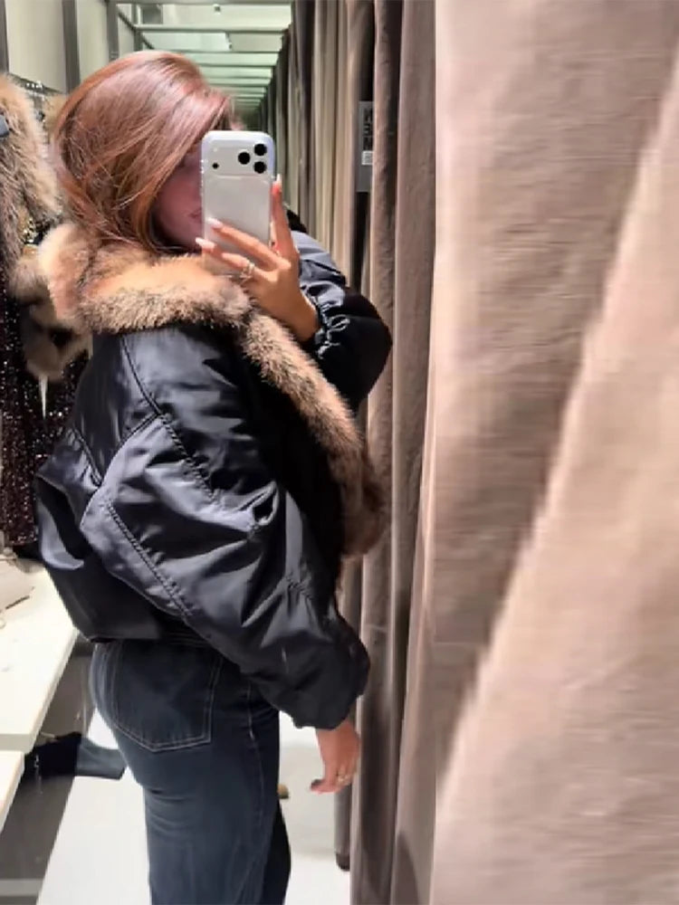Winter Fashion Big Faux Fur Cotton Collar Coat For Women Trend Long Sleeves Warm Loose Jacket 2025 New Lady Daily Streetwears