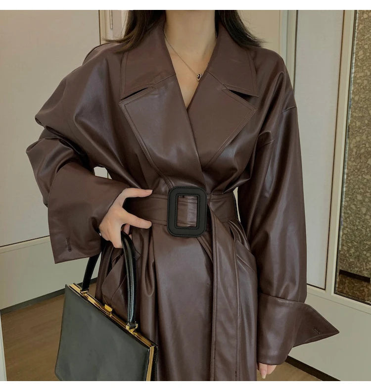 Lautaro Long oversized pu leather trench coat for women long sleeve lapel loose fit Fall Stylish black women clothing streetwear