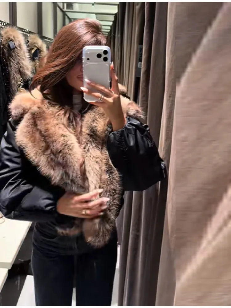 Winter Fashion Big Faux Fur Cotton Collar Coat For Women Trend Long Sleeves Warm Loose Jacket 2025 New Lady Daily Streetwears