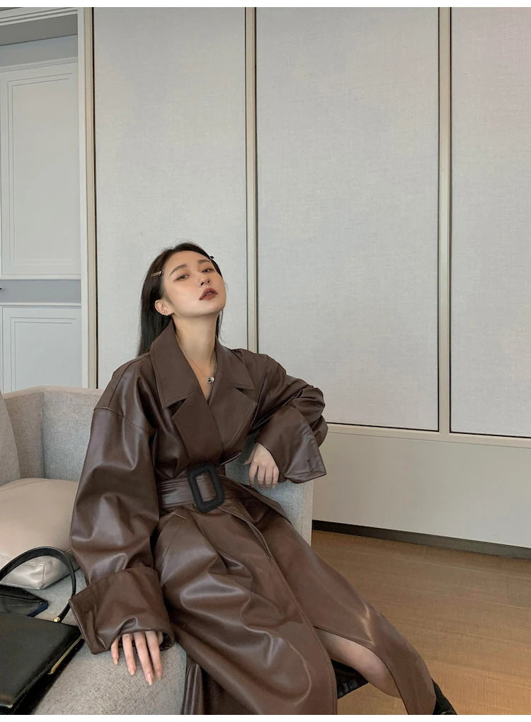 Lautaro Long oversized pu leather trench coat for women long sleeve lapel loose fit Fall Stylish black women clothing streetwear