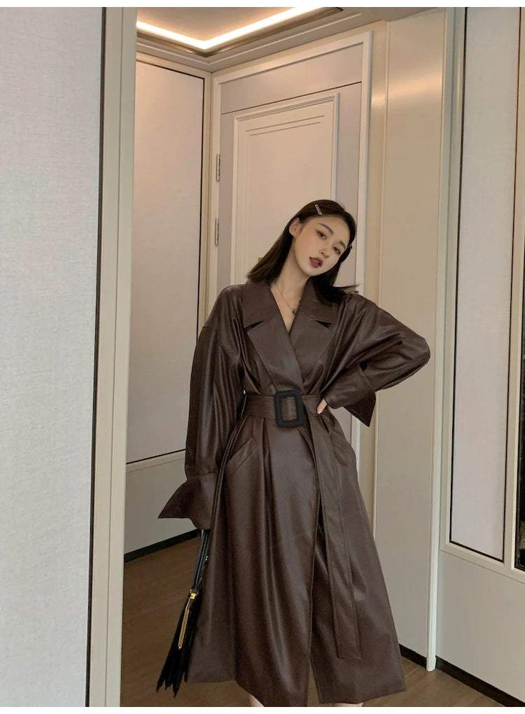 Lautaro Long oversized pu leather trench coat for women long sleeve lapel loose fit Fall Stylish black women clothing streetwear